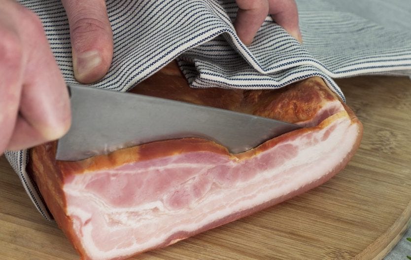 Pancetta trentina del salumificio Bomè 